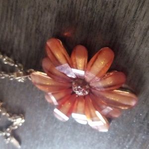 Robert Rose Acrylic Flower Necklace Beautiful Perfect Condition